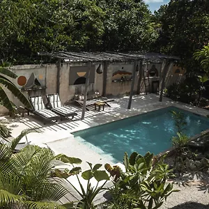 aldea-tzalam-tulum.quintano-roohotels.com/