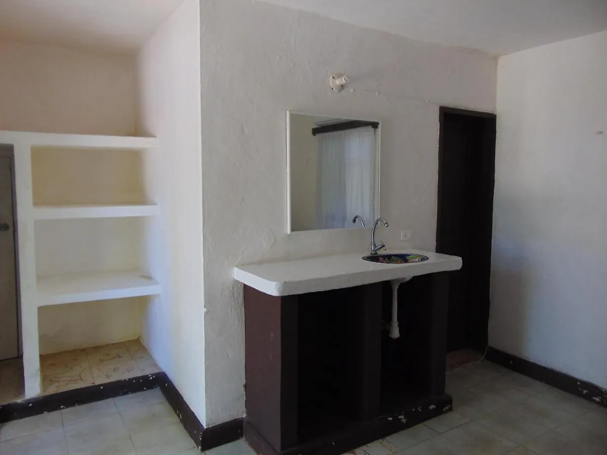 Bed and Breakfast Crucero Tulum 0*,
